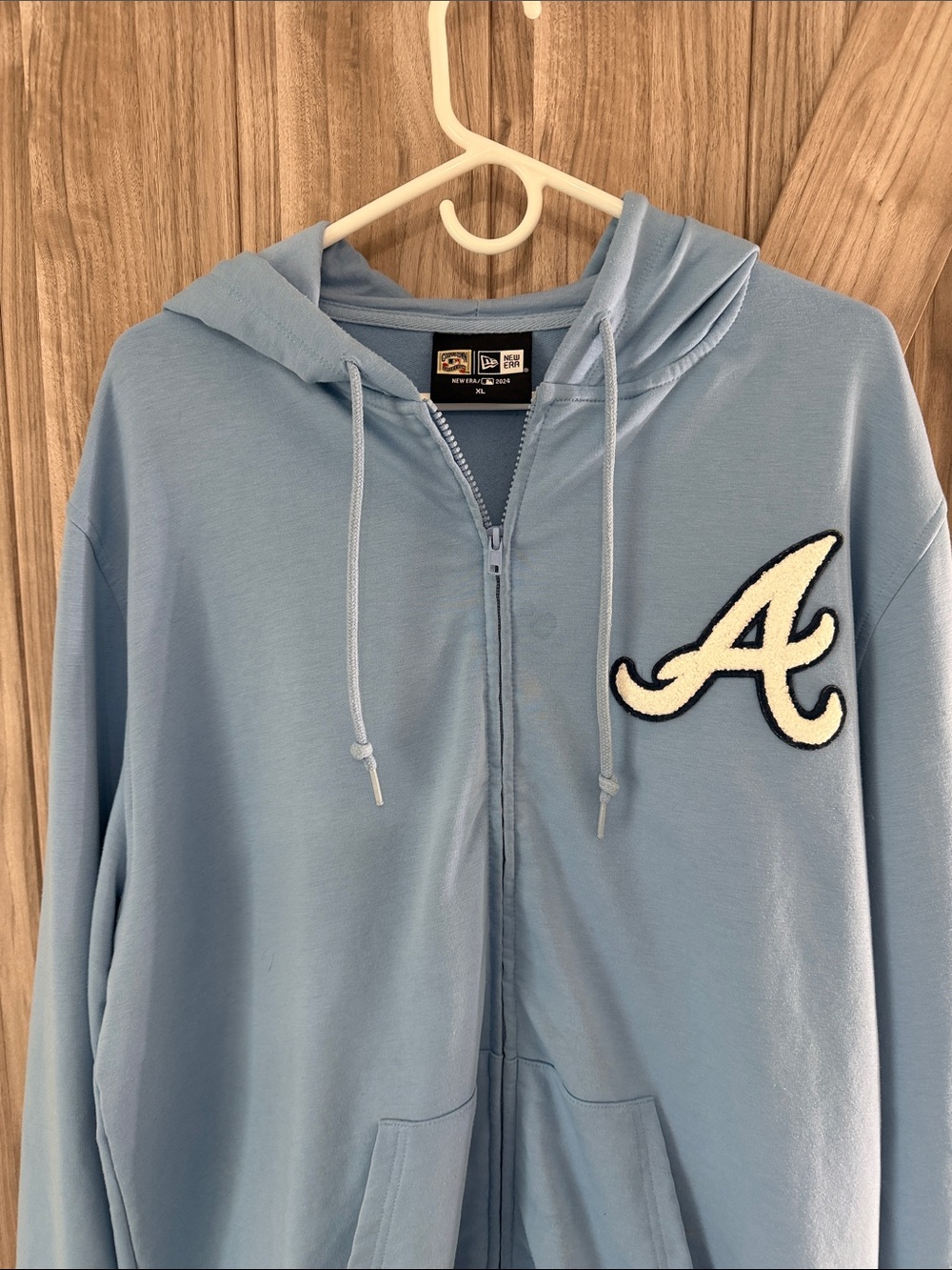 Atlanta Braves New Era Light Blue Zip-Up Hoodie